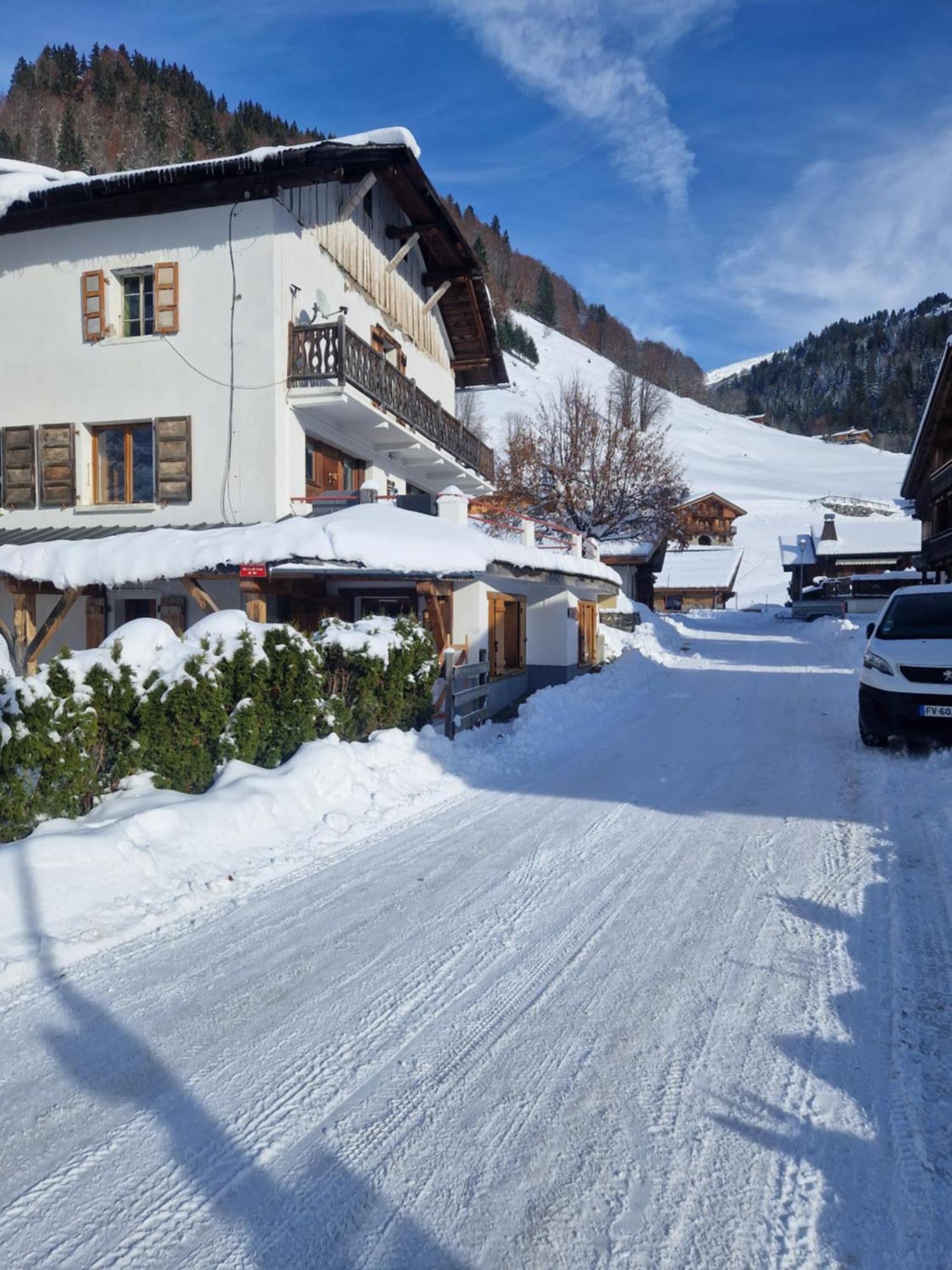 La Duchere 6 Personnes Le Plan La Giettaz Exterior foto
